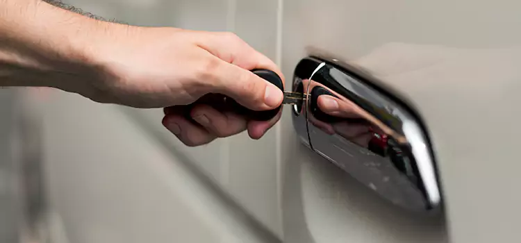 Why Choose Our Auto Locksmith Team in Lynnwood, WA?