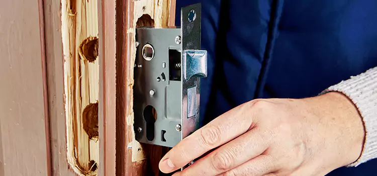 Garage Door Lock Replacement Lynnwood