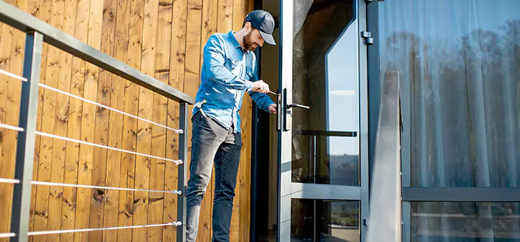 Patio Screen Door Installation Lynnwood
